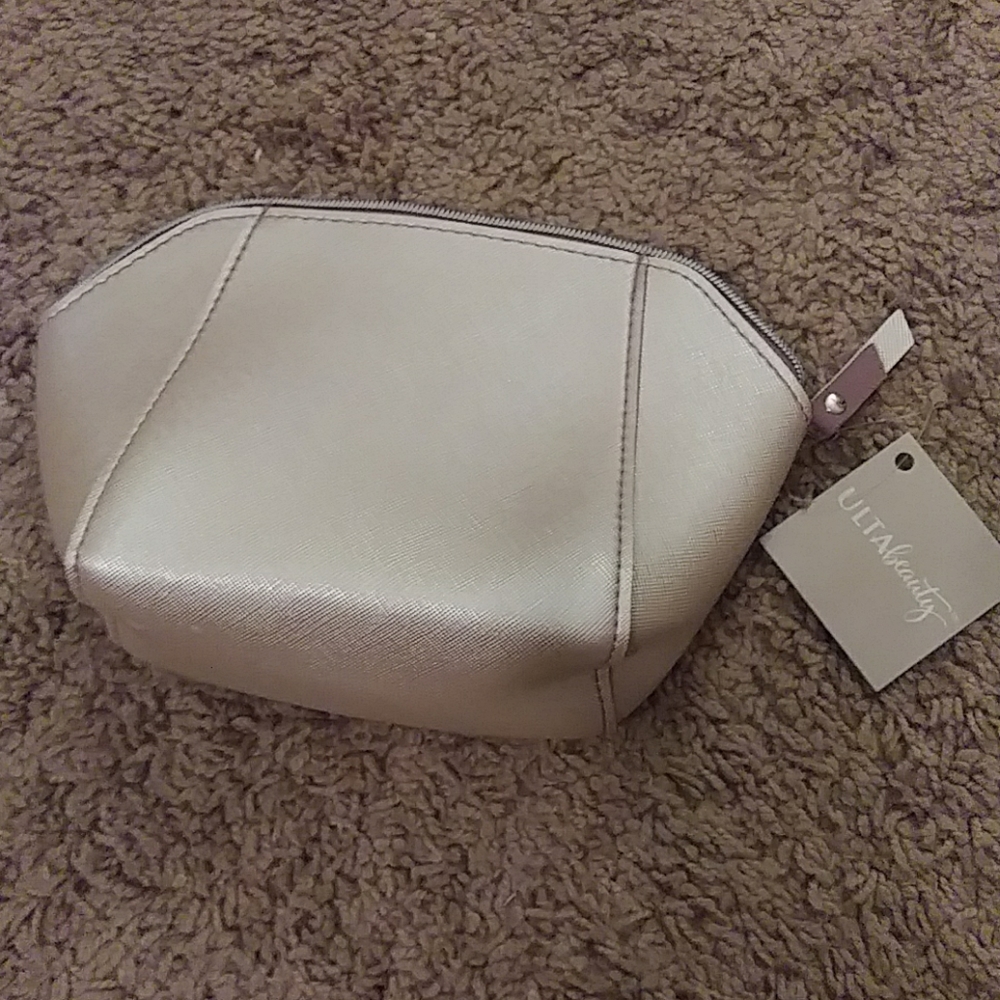 Makeup bag